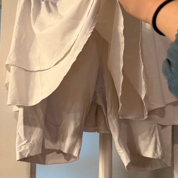 Lululemon Court Rival Skirt - Picture 4 of 6